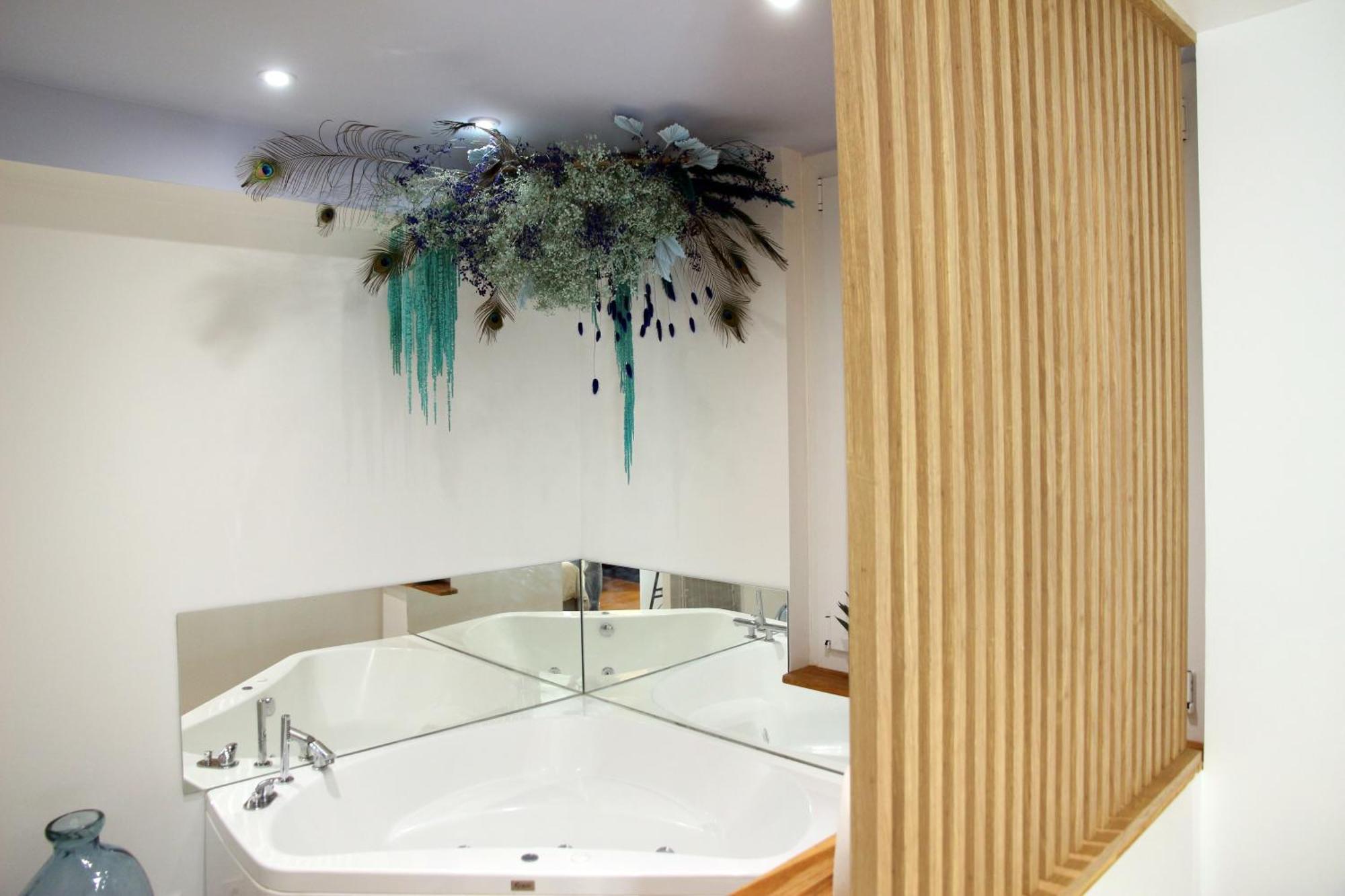 Le Jardin Secret - Balneo & *